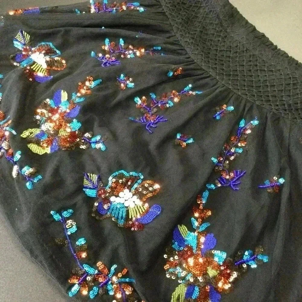 Anthropologie Womens Size XS Sequin Mini Skirt‎ Black Tulle Embroidered Flowy